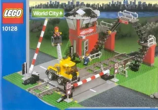 LEGO 10128-1 Train Level Crossing — 327 pieces, released 2003