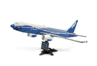 LEGO 10177-1 Boeing 787 Dreamliner — 1197 pieces, released 2006