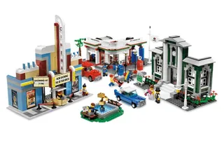 LEGO 10184-1 Town Plan — 2011 pieces, Town theme