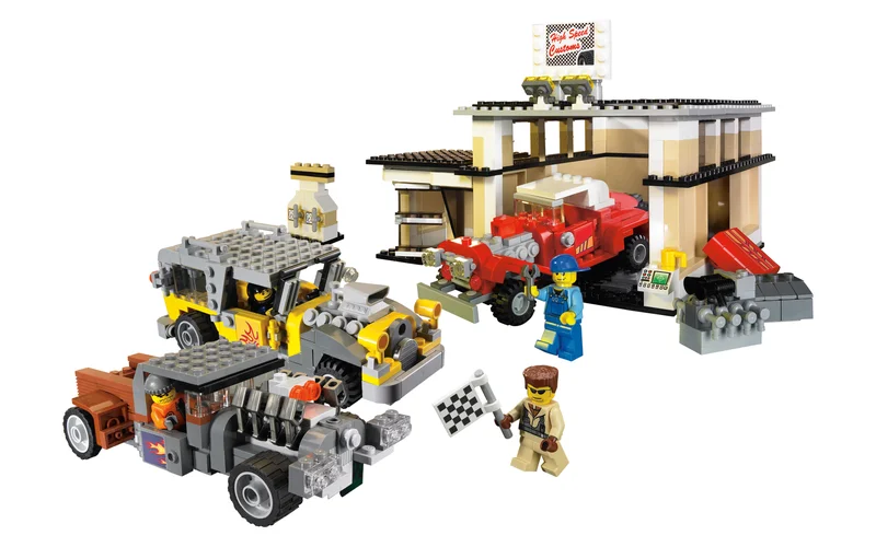 Custom Car Garage - View 3