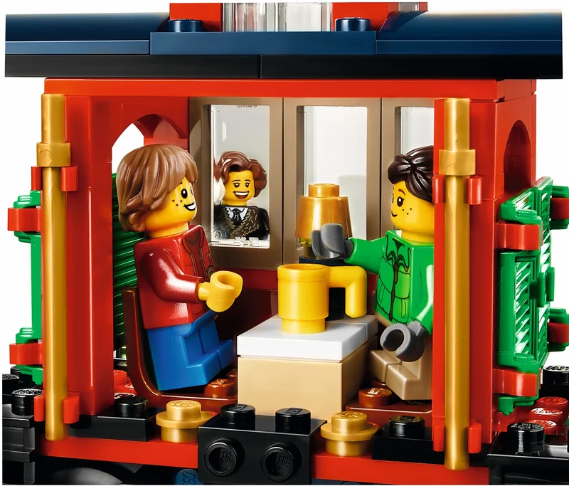 Winter Holiday Train - View 8