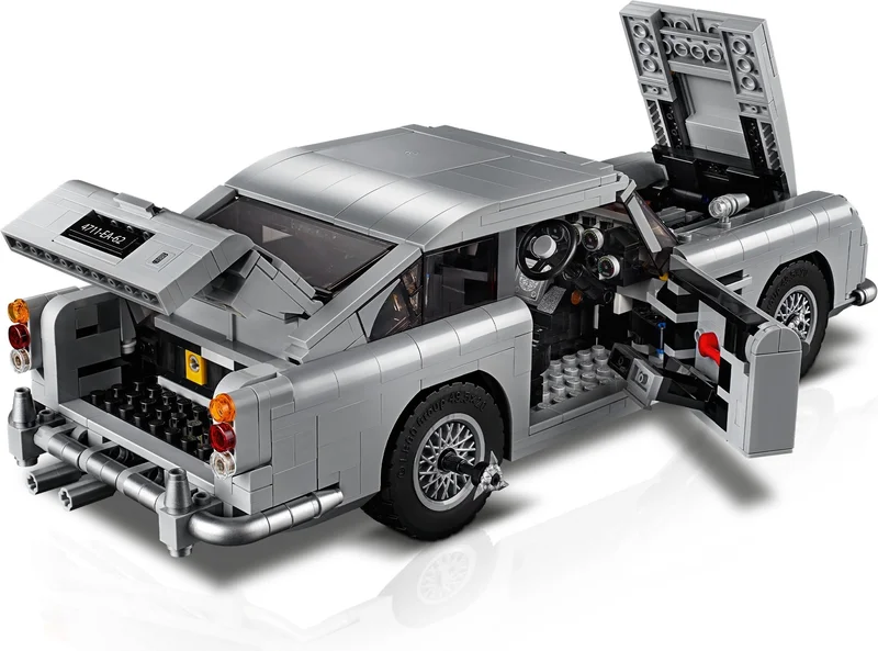 James Bond Aston Martin DB5 - View 7