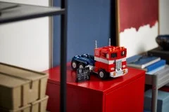 Optimus Prime - View 4