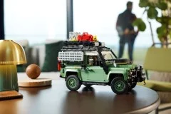 Land Rover Classic Defender 90 - View 3