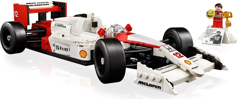 McLaren MP4/4 & Ayrton Senna - View 3