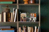 Sherlock Holmes: Book Nook - View 8