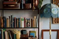 Sherlock Holmes: Book Nook - View 9