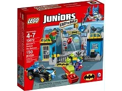 Batman: Defend the Batcave - View 2
