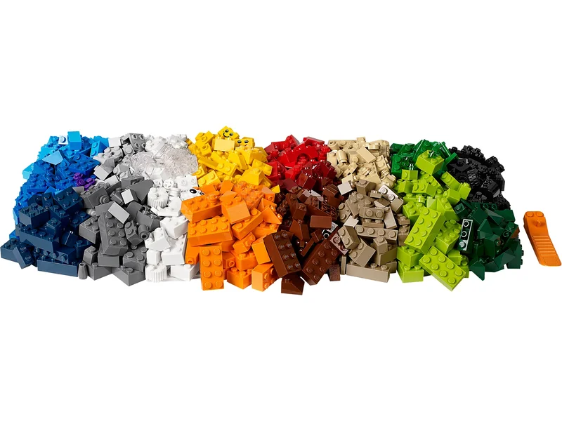 LEGO 10682-1 Creative Suitcase — 1017 pieces, Make & Create theme