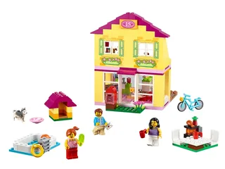 LEGO 10686-1 Family House — 226 pieces, released 2015