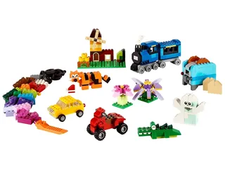 LEGO 10696-1 Medium Creative Brick Box — 484 pieces, Classic theme