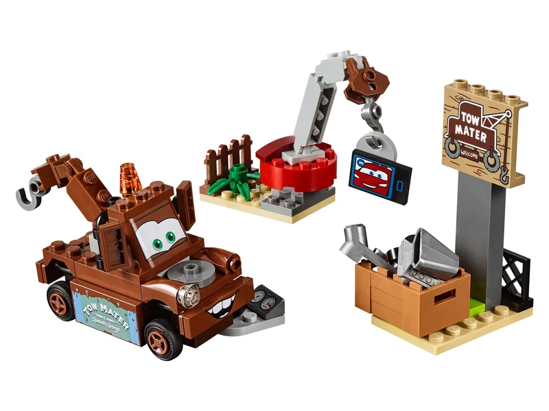 LEGO 10733-1 Mater's Junkyard — 62 pieces, Juniors theme