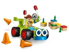 Woody & RC - View 3