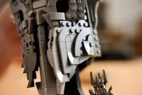 The Lord of the Rings: Sauron's Helmet - View 4