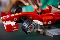 Ferrari F2004 & Michael Schumacher - View 8