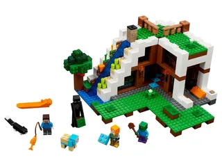 LEGO 21134-1 The Waterfall Base — 729 pieces, Minecraft theme