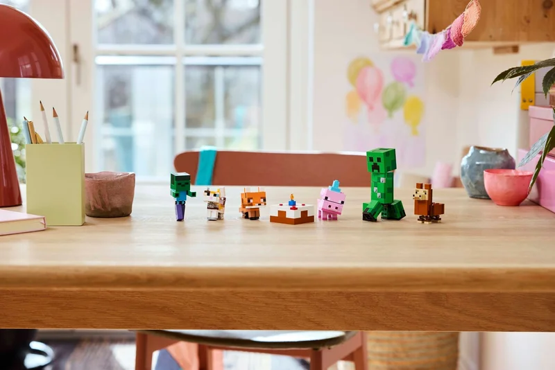 Baby Pig's Birthday Celebration - View 5