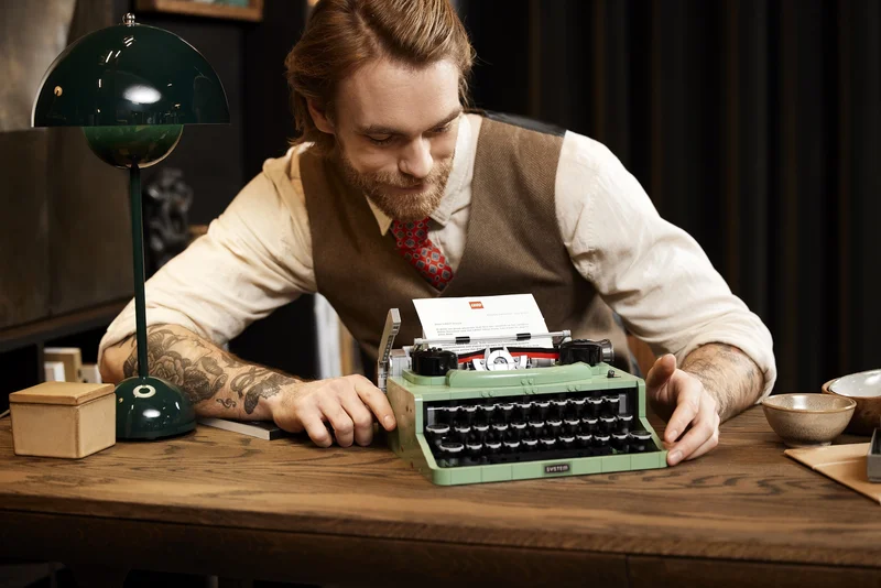 Typewriter - View 8