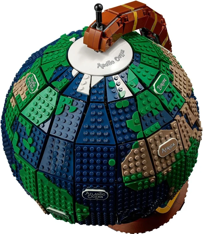 The Globe - View 4