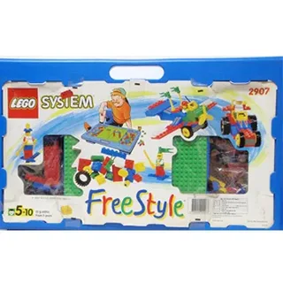 LEGO 2907-1 Play Desk — 91 pieces, Freestyle theme