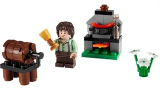LEGO 30210-1 Frodo with Cooking Corner — 35 pieces, The Hobbit and Lord of the Rings theme