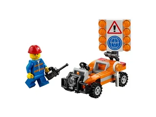 LEGO 30357-1 Road Worker — 58 pieces, released 2018