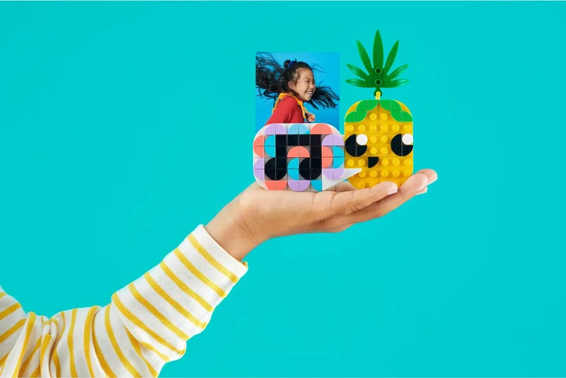 Pineapple Photo Holder and Mini Board - View 4