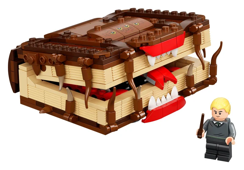 LEGO 30628-1 The Monster Book of Monsters — 320 pieces, released 2020