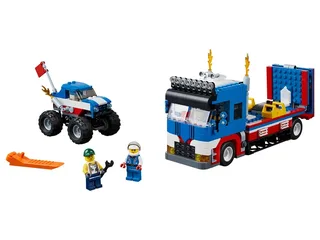 LEGO 31085-1 Mobile Stunt Show — 581 pieces, released 2018