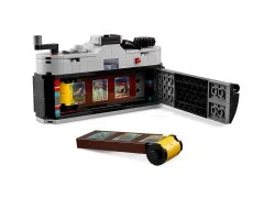 Retro Camera - View 8