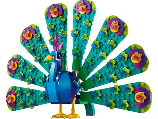 LEGO 31157-1 Exotic Peacock — 355 pieces, Creator theme