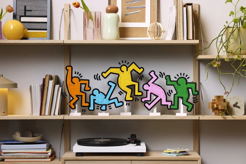 Keith Haring - Dancing Figures - View 7