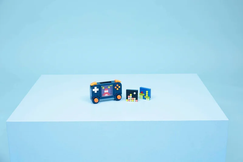 Retro Gaming Console - View 8