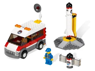 LEGO 3366-1 Satellite Launch Pad — 165 pieces, released 2011