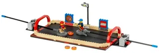 LEGO 3579-1 NHL Street Hockey — 116 pieces, released 2004