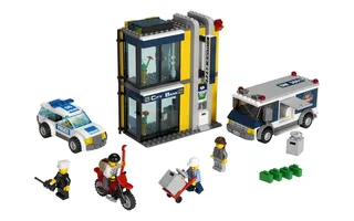 LEGO 3661-1 Bank & Money Transfer — 409 pieces, released 2011
