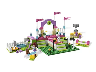 LEGO 3942-1 Heartlake Dog Show — 202 pieces, Friends theme
