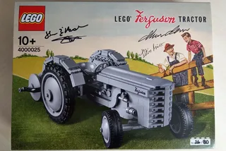 LEGO 4000025-1 Ferguson Tractor — 445 pieces, LEGO Exclusive theme
