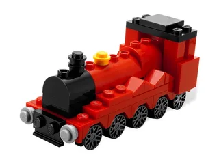 LEGO 40028-1 Mini Hogwarts Express — 64 pieces, released 2011