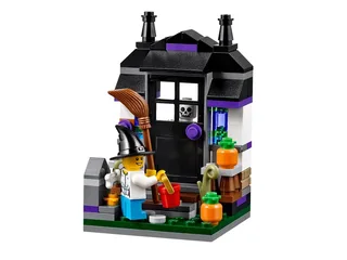 LEGO 40122-1 Trick or Treat — 133 pieces, released 2015