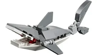 LEGO 40136-1 Shark — 31 pieces, released 2015