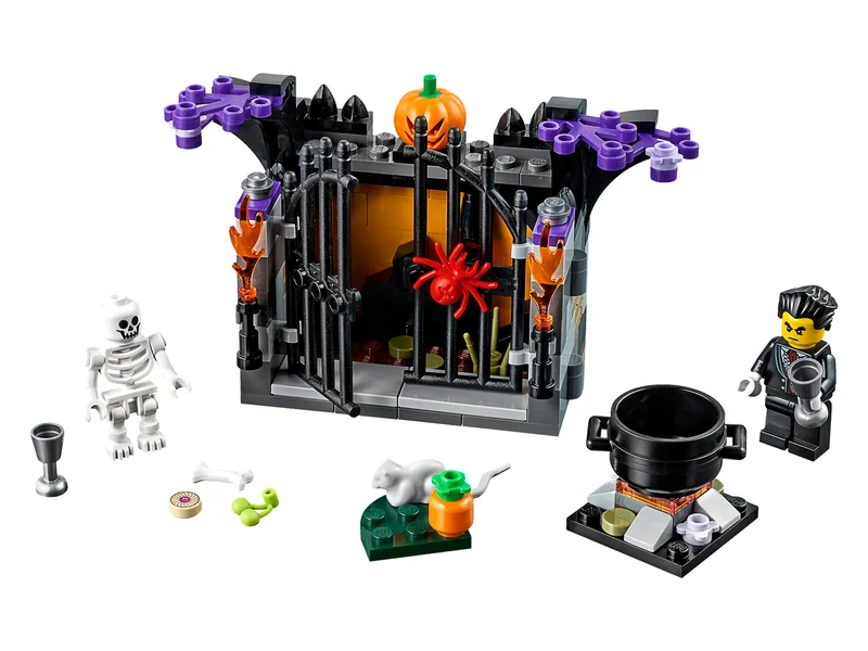 LEGO 40260-1 Halloween Haunt — 145 pieces, released 2017