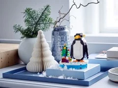 Christmas Penguin - View 4