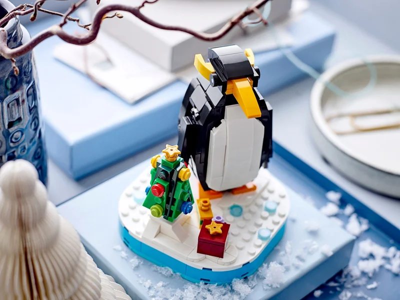 Christmas Penguin - View 5