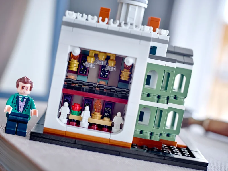 Mini Disney The Haunted Mansion - View 6