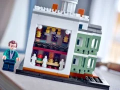 Mini Disney The Haunted Mansion - View 6