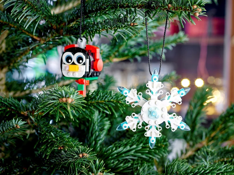 Penguin & Snowflake - View 4