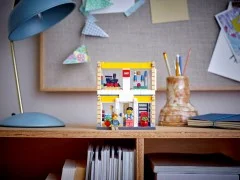 Lego Brand Store - View 5