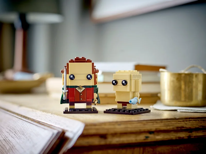 Frodo & Gollum - View 5