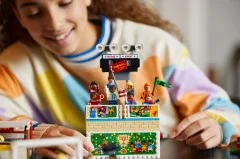 Icons of Play - View 3